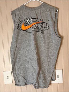 Nike Men’s Muscle Tee With Orange Swoosh And Multicolored Graphics Size XL